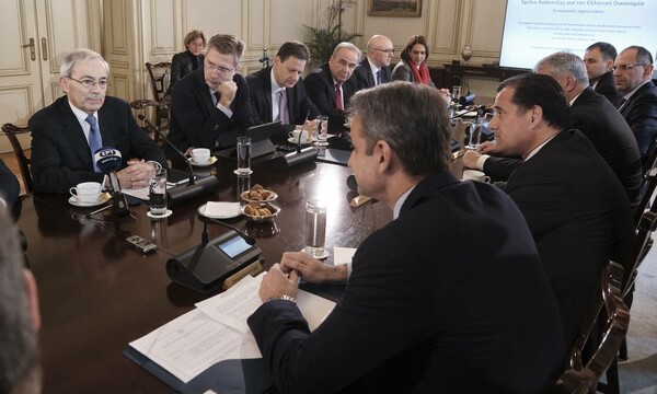Εκλογολογία, το εξωτερικό χρέος και οι απειλές της Τουρκίας