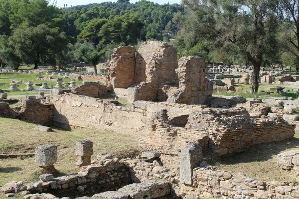 ΤΣΕΚ ΦΩΤΟ Τι προβλέπει η αποκατάσταση των Νοτίων Θερμών στην Αρχαία Ολυμπία