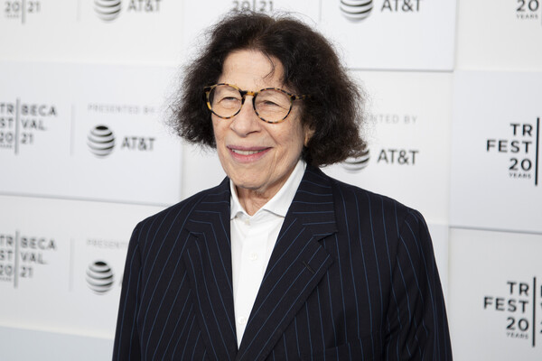 Η αντισυμβατική Νεοϋορκέζα συγγραφέας Fran Lebowitz έρχεται στη Στέγη