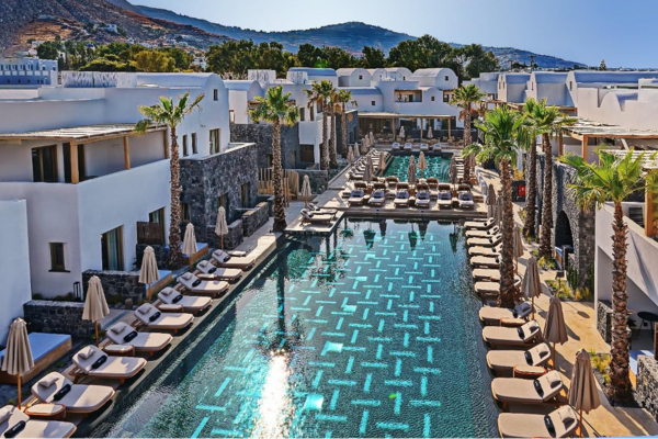 Radisson Blu Zaffron Resort Santorini: Στη Σαντορίνη το πρώτο ξενοδοχείο του Ομίλου Fais