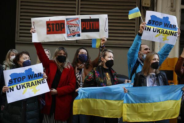 Πόλεμος στην Ουκρανία: Αποχώρηση του προσωπικού της πρεσβείας της Ελλάδας από το Κίεβο 