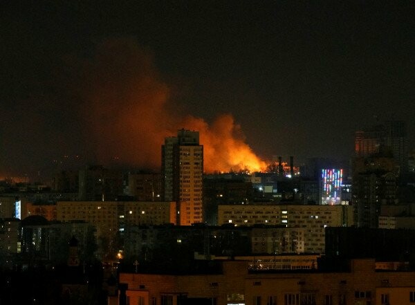 Πόλεμος στην Ουκρανία: Σειρήνες ηχούν στο Κίεβο – Πληροφορίες για επικείμενο βομβαρδισμό
