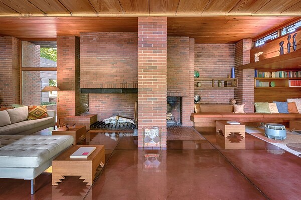 Μπορείτε να περάσετε τη νύχτα σας σε ένα σπίτι του μεγάλου αρχιτέκτονα Φρανκ Λόιντ Ράιτ