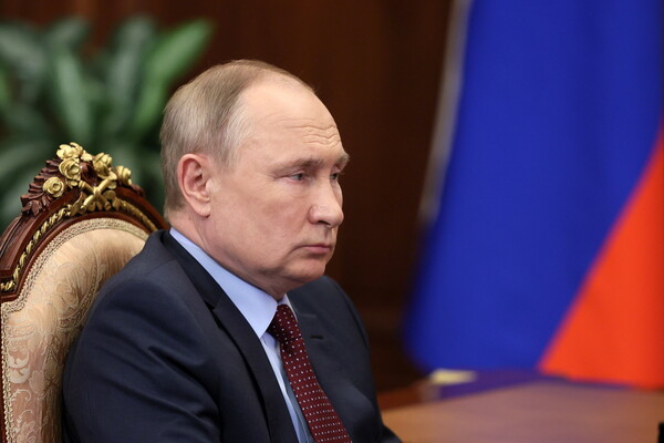 Έκτακτο διάγγελμα Πούτιν: «Οι Ουκρανοί χρησιμοποιούν τους πολίτες σαν ανθρώπινες ασπίδες» 