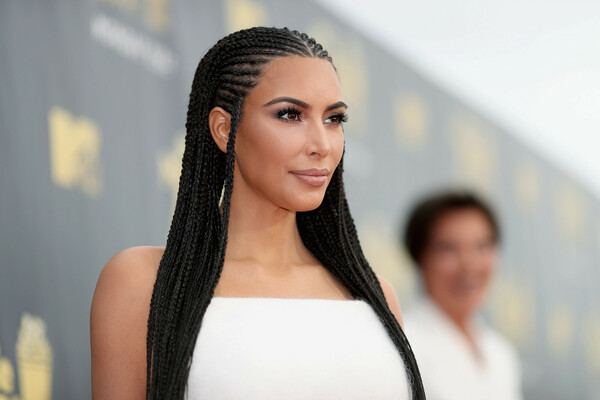  Kim Kardashian removes ‘West’ from her social media accounts 