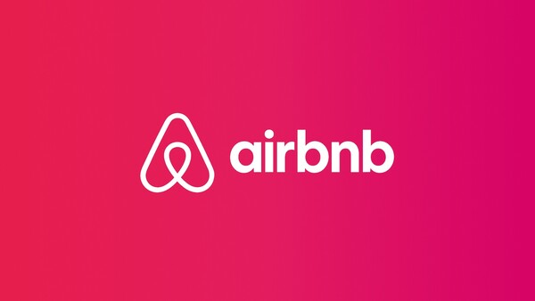 H Airbnb αναστέλλει όλες τις υπηρεσίες της σε Ρωσία και Λευκορωσία