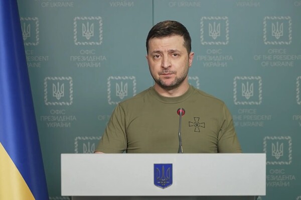 Νέο διάγγελμα Ζελένσκι: «Πύραυλοι εναντίον της Οδησσού; Αυτό θα είναι έγκλημα πολέμου»