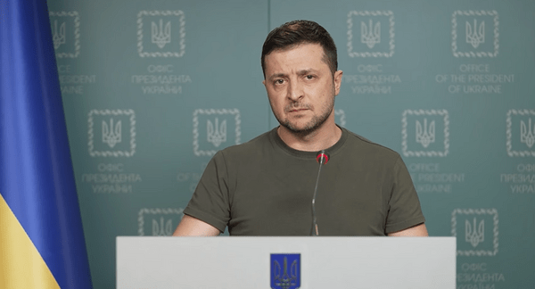 Ζελένσκι: Ουκρανοί, Περάστε στην επίθεση- Όλοι μαζί θα ξαναχτίσουμε το κράτος μας