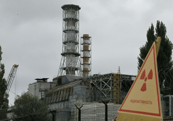 Η Ουκρανία ζητά προσωρινή κατάπαυση του πυρός για να αποκατασταθεί η ηλεκτροδότηση στο Τσερνόμπιλ: «Κίνδυνος» διαρροής ραδιενέργειας