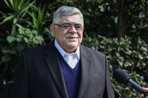 Κορωνοϊός: Ο Νίκος Μιχαλολιάκος νοσηλεύεται «διασωληνωμένος»