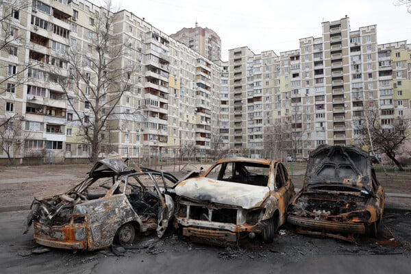 Ουκρανία: Ο ρωσικός στρατός ελέγχει τα ανατολικά προάστια της Μαριούπολης - «Κωμόπολη καταστράφηκε ολοσχερώς»