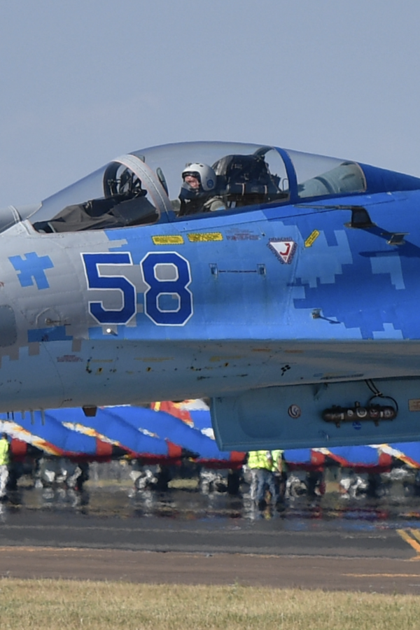 Ολεξάντρ Οκσανσένκο: Ο πιλότος-σύμβολο της Ουκρανίας, καταρρίφθηκε και βρήκε τραγικό θάνατο υπερασπιζόμενος το Κίεβο