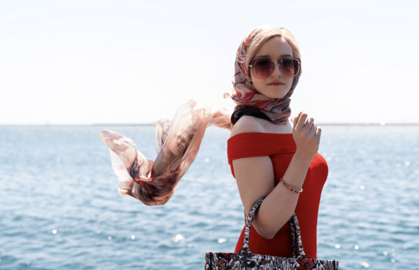 Inventing Anna: H πρωταγωνίστρια επισκέφθηκε τη fake πλούσια Άννα Ντελβέι στη φυλακή