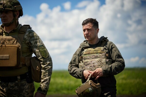 Ζελένσκι: Καταλαβαίνουμε ότι δεν υπάρχει «ανοιχτή πόρτα» για να μπει η Ουκρανία στο ΝΑΤΟ