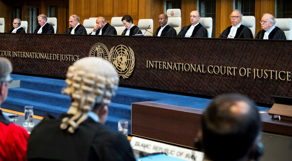 Το Διεθνές Δικαστήριο «ανησυχεί βαθύτατα» για τη χρήση βίας από τη Ρωσία στην Ουκρανία