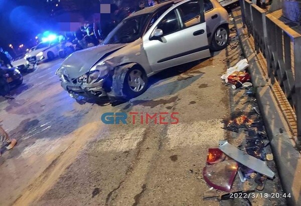 Τροχαίο στη Θεσσαλονίκη: Λεωφορείο προσέκρουσε σε ακινητοποιημένα οχήματα - Πέντε τραυματίες