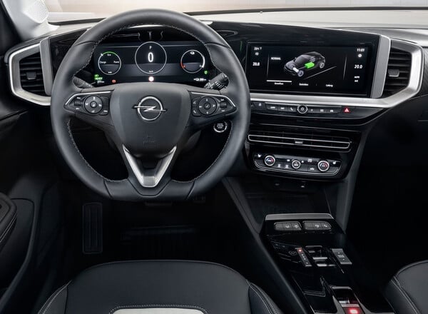 Νέες εκδόσεις και άμεση παράδοση για το Opel Mokka