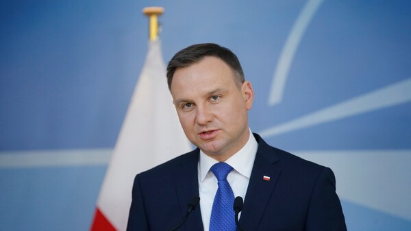 Αναγκαστική προσγείωση του αεροσκάφους του Πολωνού πρόεδρου - Θα συναντούσε τον Μπάιντεν
