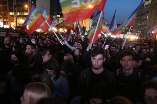 Φοίβος Δεληβοριάς: Τραγουδήσαμε όλοι κατά της εισβολής του Πούτιν στην Ουκρανία