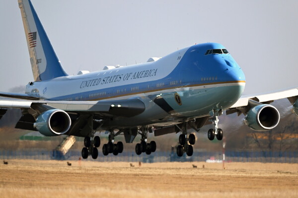 Προβλήματα στην κατασκευή των νέων Air Force One- Θα καθυστερήσει η παράδοση