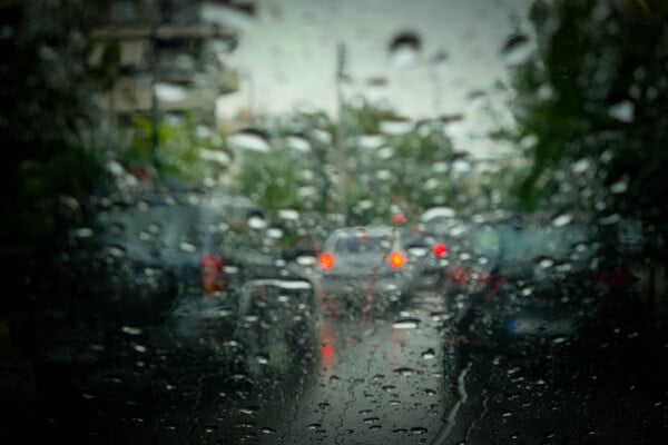 Έκτακτο δελτίο επιδείνωσης ΕΜΥ με καταιγίδες και χαλαζοπτώσεις