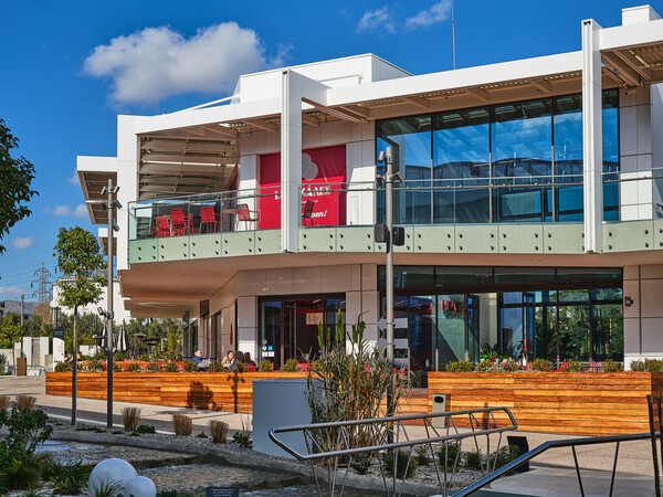 Φέτος το Πάσχα το River West μας υποδέχεται με open διάθεση για μια απολαυστική γιορτινή βόλτα