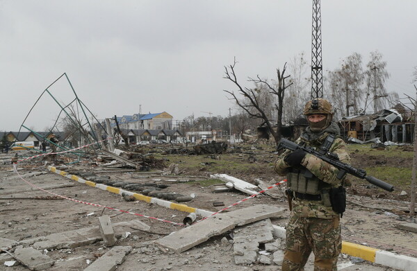 Ρωσία: Ελικόπτερα της Ουκρανίας χτυπούν σπίτια σε διασυνοριακή επίθεση