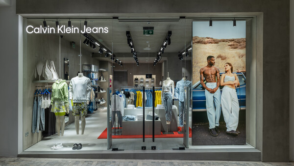 Η SARKK υποδέχεται το νέο CALVIN KLEIN JEANS Store στην Πάτρα