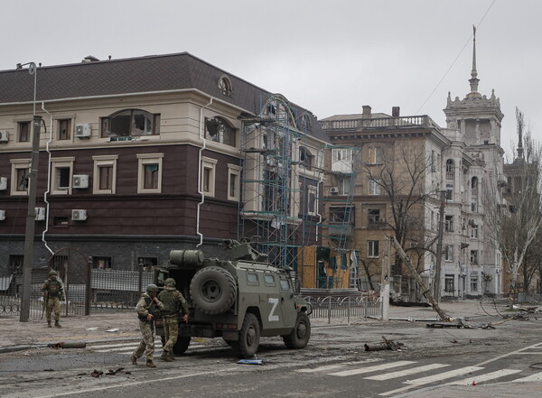 Μαριούπολη: Τελεσίγραφο της Μόσχας στους Ουκρανούς στρατιώτες να καταθέσουν τα όπλα