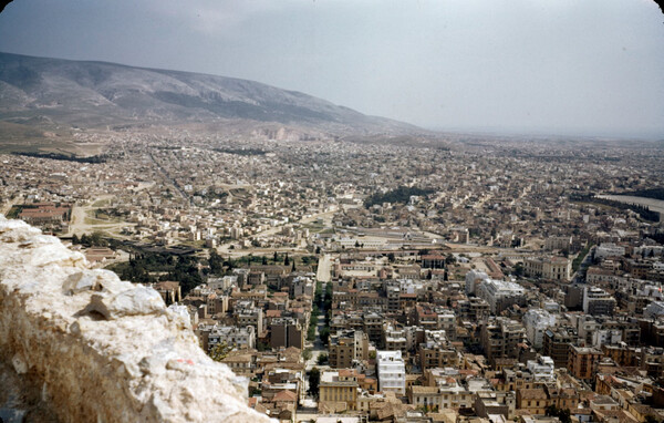 Bόλτα στο Κολωνάκι του 1952