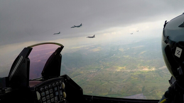 Νέες υπερπτήσεις τουρκικών F-16 πάνω από Σύμη, Ρόδο, Σάμο, Λέρο, Κω, Στρογγύλη, Νίσυρο και Χάλκη