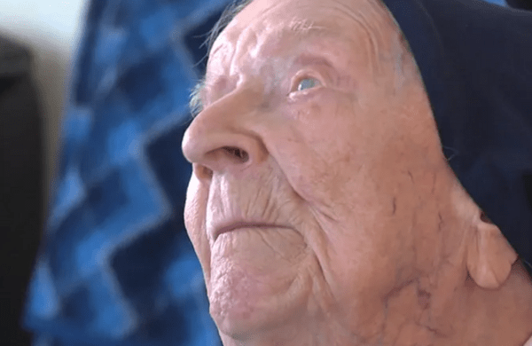Γαλλίδα μοναχή είναι πλέον ο γηραιότερος άνθρωπος στον κόσμο- 118 ετών, λατρεύει το κρασί και τη σοκολάτα