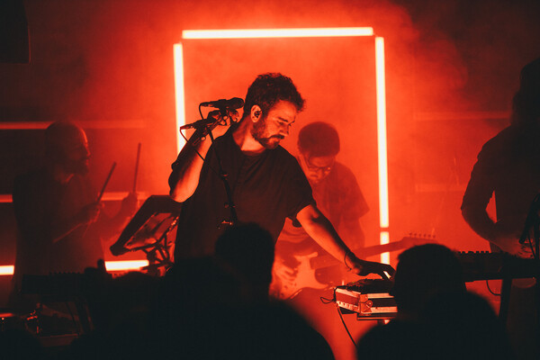 Η Danai Nielsen και ο Theodore σε μια ξεχωριστή μουσική σύμπραξη στο Keep Walking Tour