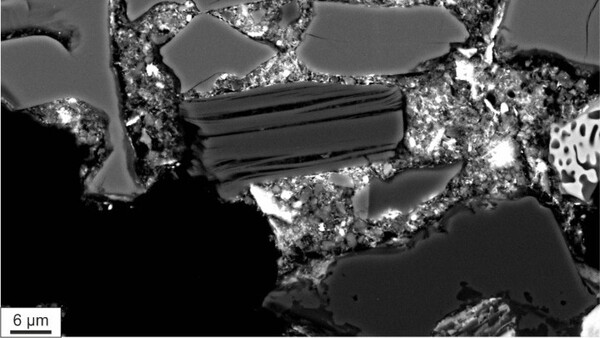 Έλληνας επιστήμονας ηγήθηκε διεθνούς ομάδας ανακάλυψε ένυδρα ορυκτά σε ιστορικό μετεωρίτη