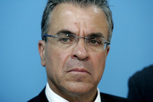 Αργύρης Ντινόπουλος: Νεκρός ο γιος του μέσα στο διαμέρισμά του
