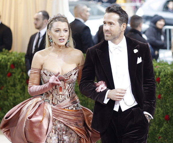 Blake Lively stuns Ryan Reynolds with Met Gala red carpet dress reveal