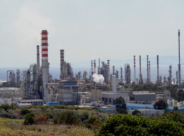 Συμφωνία Ελλάκτωρ-Motor Oil: Τι σηματοδοτεί το deal- Νέο τοπίο σε ενέργεια, κατασκευές