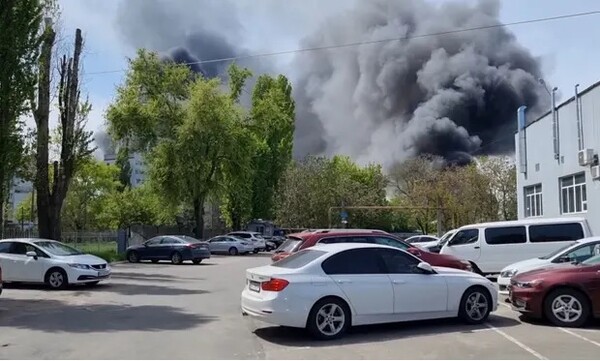 Πύραυλοι έπληξαν την Οδησσό ενώ η Ουκρανία λέει ότι βύθισε δεύτερο ρωσικό πλοίο