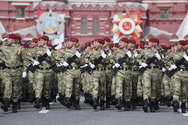 9η Μαΐου: Όλα έτοιμα στην Κόκκινη Πλατεία- Παγκόσμια ανησυχία για τις κινήσεις Πούτιν