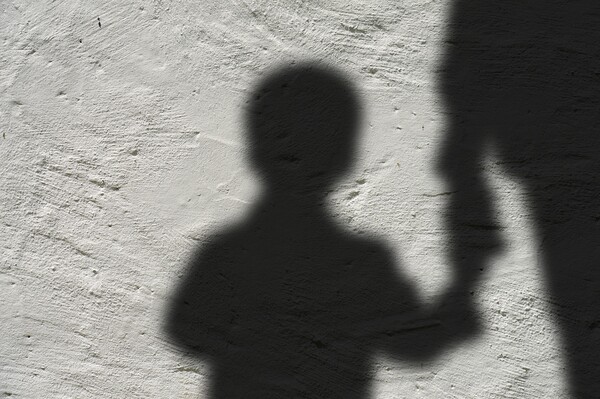 Κρήτη: Καταγγελία για ασέλγεια σε βάρος 9χρονου από συγγενικό πρόσωπο – Μήνυση από τους γονείς