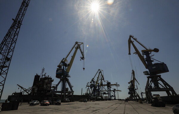 Ουκρανός πρωθυπουργός: Η Ουκρανία χάνει 170 εκατ. δολ. καθημερινά χωρίς πρόσβαση σε λιμάνια