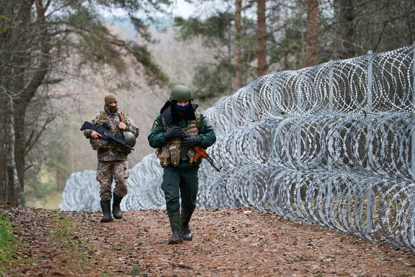 Η Λευκορωσία αναπτύσσει ειδικές δυνάμεις στα νότια σύνορα με την Ουκρανία