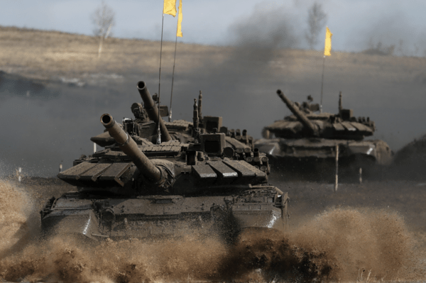 Η Ρωσία κερδίζει έδαφος στην ανατολική Ουκρανία - Πολιορκημένοι στο Αζοφστάλ