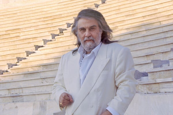 Βαγγέλης Παπαθανασίου ή απλά Vangelis: η πορεία του μέσα στις δεκαετίες