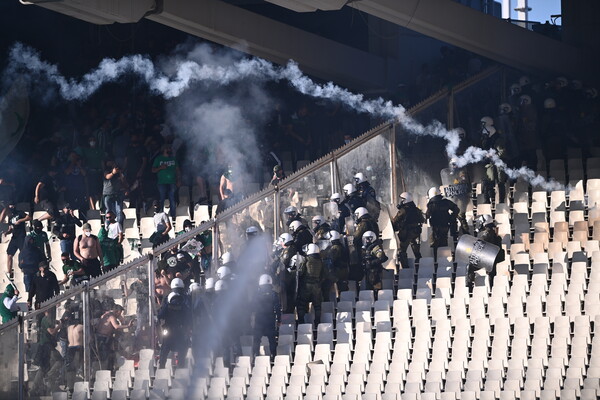 Τελικός Κυπέλλου: Σύλληψη 17 ατόμων - Τι βρέθηκε στην κατοχή τους 