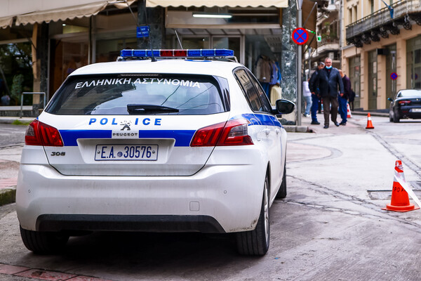 Βόλος: Ανήλικοι πετάγονται μπροστά από αυτοκίνητα στο πλαίσιο challenge - Τρεις συλλήψεις