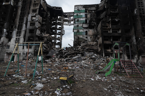 Reuters: Επιστολή τεσσάρων χωρών σε ΕΕ - Οι κατασχεμένες περιουσίες Ρώσων να αποδοθούν στην ανοικοδόμηση της Ουκρανίας 