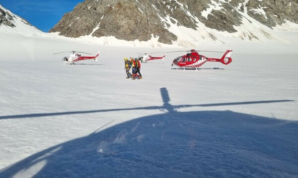 Ελβετία: Κατέρρευσε κομμάτι παγετώνα- Παρασύρθηκαν 17 ορειβάτες, δύο νεκροί
