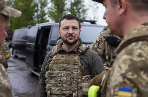 Ουκρανία: Ο Ζελένσκι απεπεμψε τον επικεφαλής ασφαλείας του Χαρκόβου - «Δεν εργαζόταν για την υπεράσπιση της πόλης»