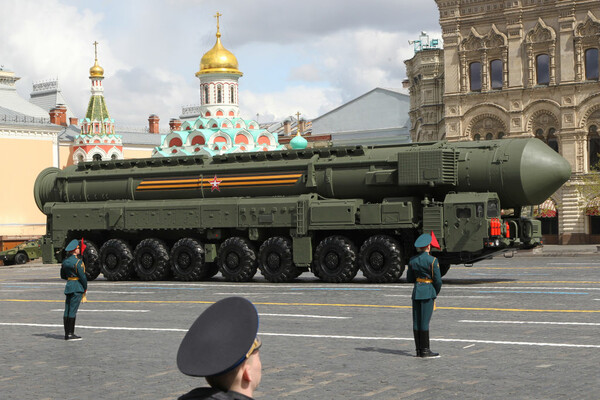 Ανησυχία στη Δύση: Η Ρωσία ξεκινά ασκήσεις πυρηνικών διηπειρωτικών πυραύλων